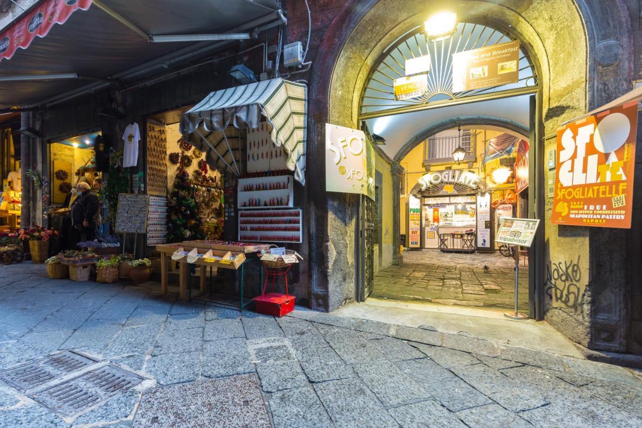 Baubo Sulla Via Dei Presepi By Napoliapartments Экстерьер фото